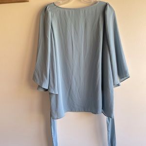 Silver/blue blouse. Great condition. Size women’s L.